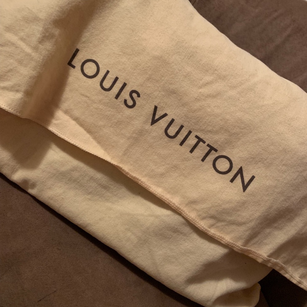 Louis Vuitton Authentic